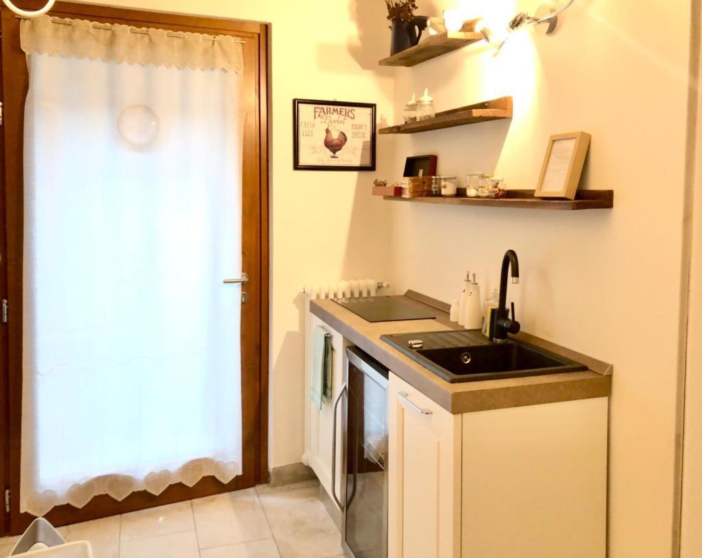 La Poulerie - Suite Dépendance Gera Lario Exterior foto